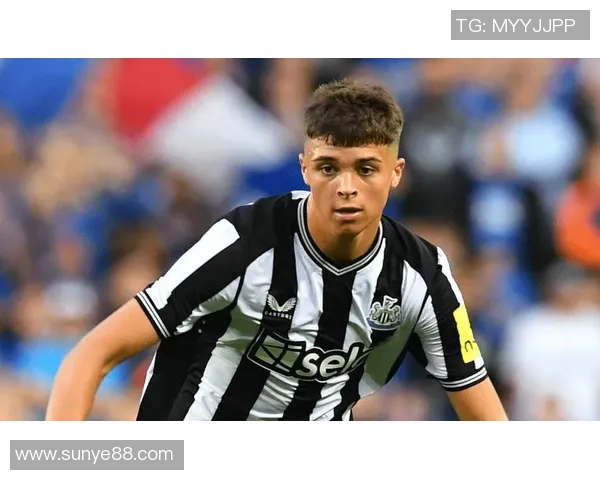 足球球星之子继承父业崭露头角展现未来潜力